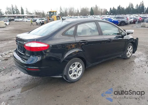 2015 Ford Fiesta Se z USA, uszkodzony, nr VIN 3FADP4BJ4FM126156